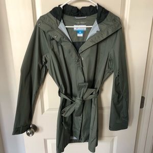 Columbia green rain jacket